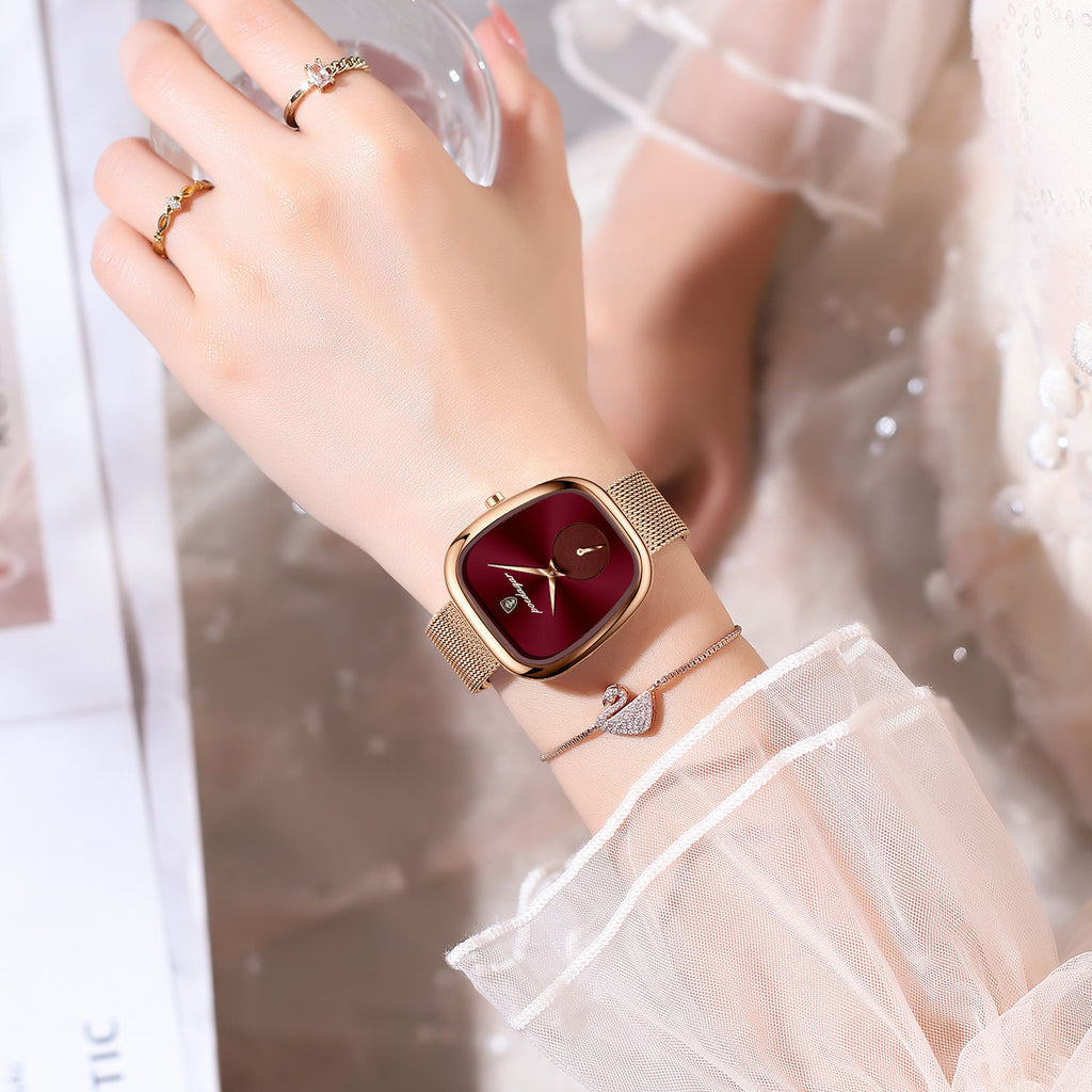 Elegant Korean style waterproof watch for women – minimalist gold wristwatch for daily fashion wear.